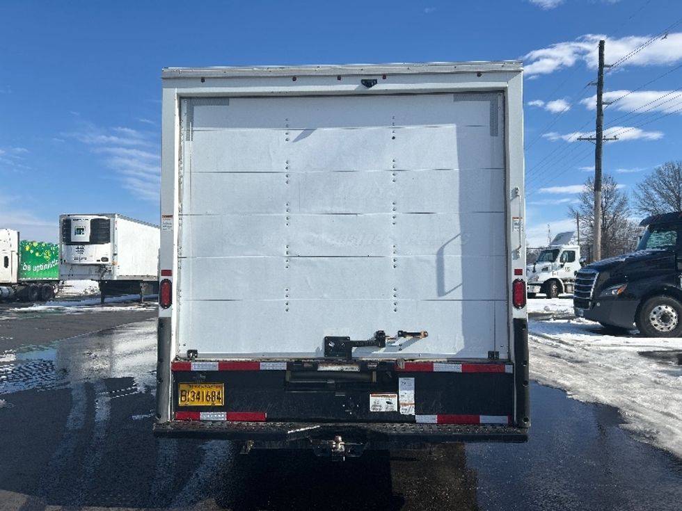 Light Duty Box Truck-Light and Medium Duty Trucks-GMC-2021-Savana G33903-Lowell-AR-90,701\n\t\tmiles-$ 30,250 - Image 6