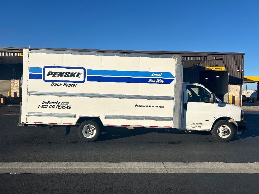 Light Duty Box Truck-Light and Medium Duty Trucks-GMC-2021-Savana G33903-Lowell-AR-94,700\n\t\tmiles-$ 29,750 - Image 15