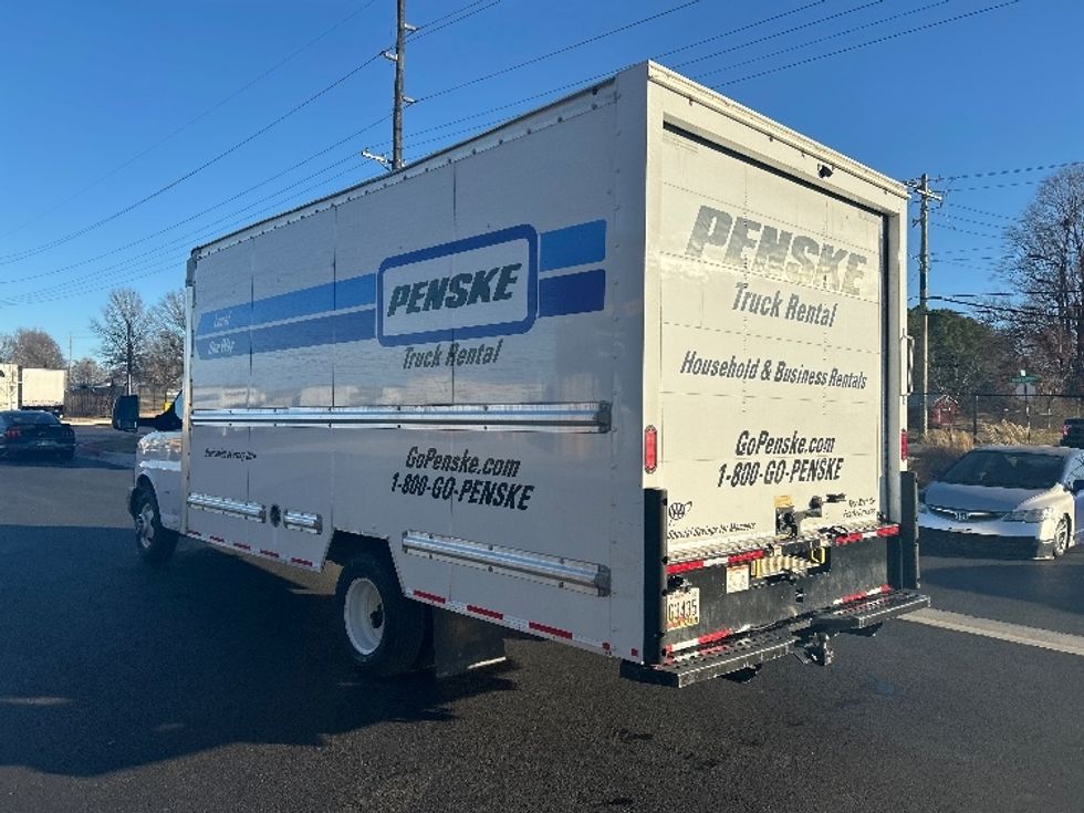 Light Duty Box Truck-Light and Medium Duty Trucks-GMC-2021-Savana G33903-Lowell-AR-94,700\n\t\tmiles-$ 29,750 - Image 6