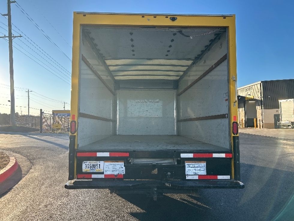 Light Duty Box Truck-Light and Medium Duty Trucks-GMC-2021-Savana G33903-Lowell-AR-99,489\n\t\tmiles-$ 26,250 - Image 7