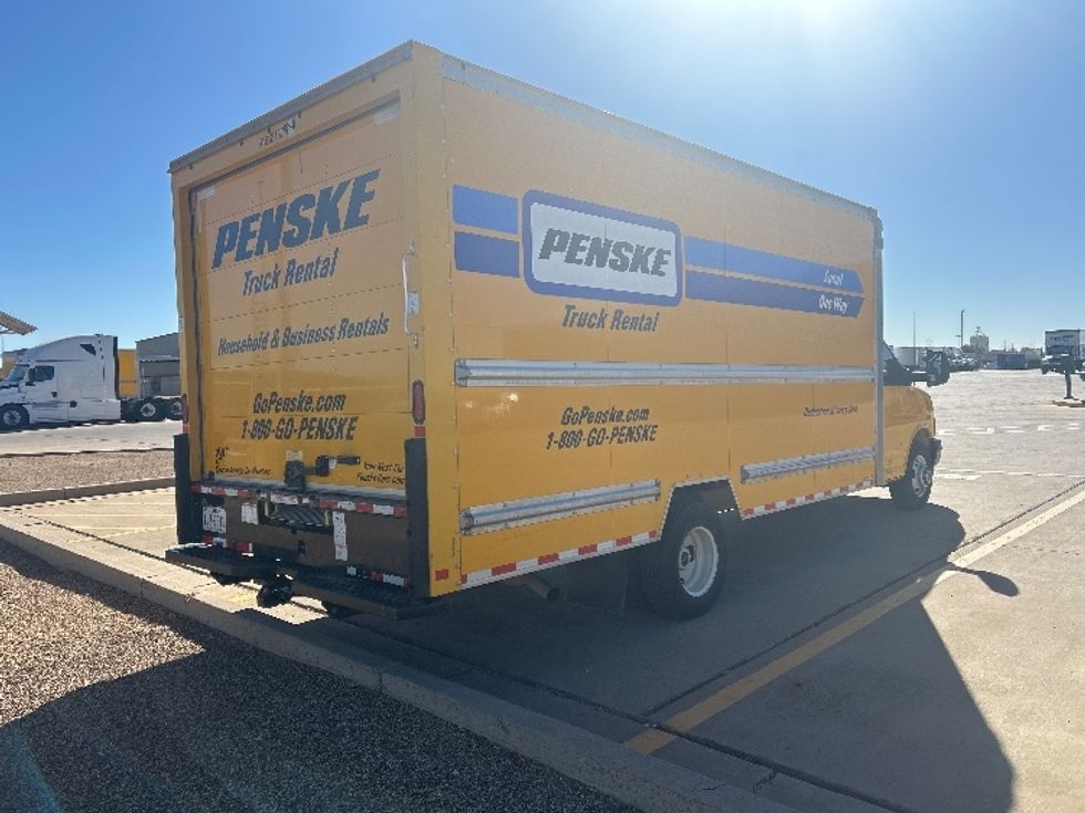 Light Duty Box Truck-Light and Medium Duty Trucks-GMC-2021-Savana G33903-Lubbock-TX-102,802\n\t\tmiles-$ 26,000 - Image 13