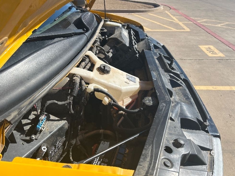 Light Duty Box Truck-Light and Medium Duty Trucks-GMC-2021-Savana G33903-Lubbock-TX-102,802\n\t\tmiles-$ 26,000 - Image 23