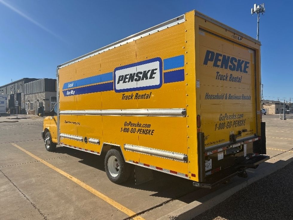 Light Duty Box Truck-Light and Medium Duty Trucks-GMC-2021-Savana G33903-Lubbock-TX-102,802\n\t\tmiles-$ 26,000 - Image 6