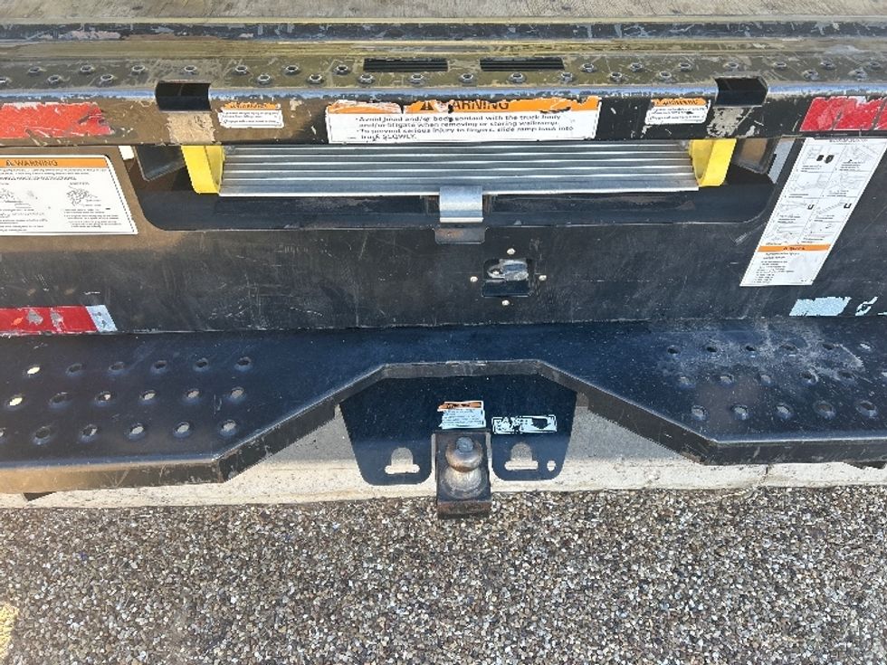 Light Duty Box Truck-Light and Medium Duty Trucks-GMC-2021-Savana G33903-Lubbock-TX-102,802\n\t\tmiles-$ 26,000 - Image 9