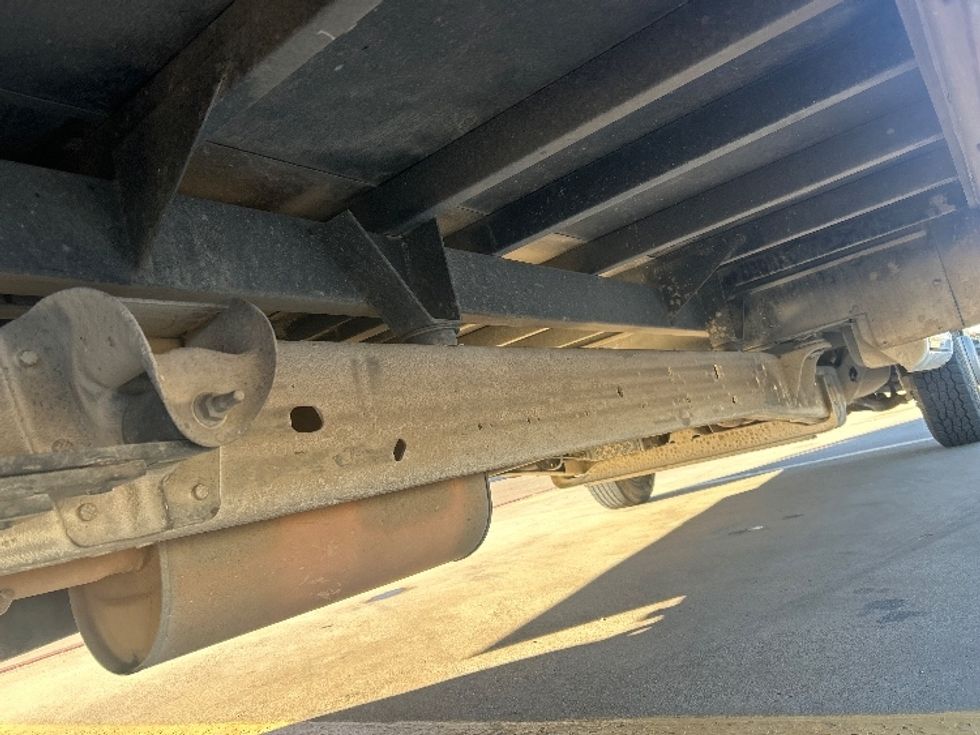 Light Duty Box Truck-Light and Medium Duty Trucks-GMC-2021-Savana G33903-Lubbock-TX-105,632\n\t\tmiles-$ 28,750 - Image 14