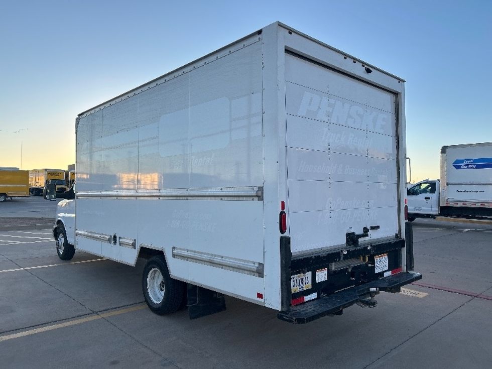 Light Duty Box Truck-Light and Medium Duty Trucks-GMC-2021-Savana G33903-Lubbock-TX-109,648\n\t\tmiles-$ 28,250 - Image 6