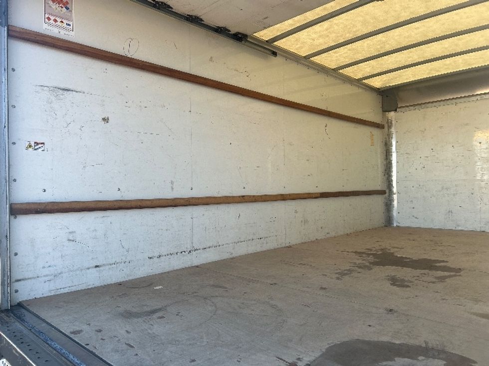 Light Duty Box Truck-Light and Medium Duty Trucks-GMC-2021-Savana G33903-Lubbock-TX-85,862\n\t\tmiles-$ 31,500 - Image 11