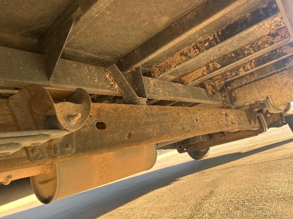 Light Duty Box Truck-Light and Medium Duty Trucks-GMC-2021-Savana G33903-Lubbock-TX-85,862\n\t\tmiles-$ 31,500 - Image 14