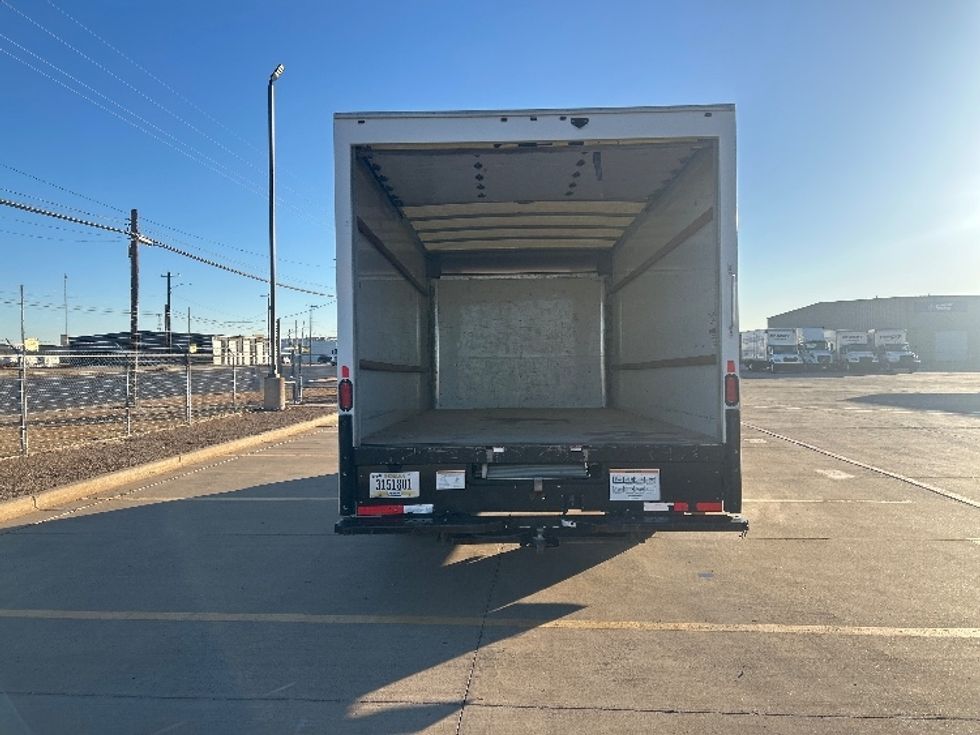 Light Duty Box Truck-Light and Medium Duty Trucks-GMC-2021-Savana G33903-Lubbock-TX-85,862\n\t\tmiles-$ 31,500 - Image 8