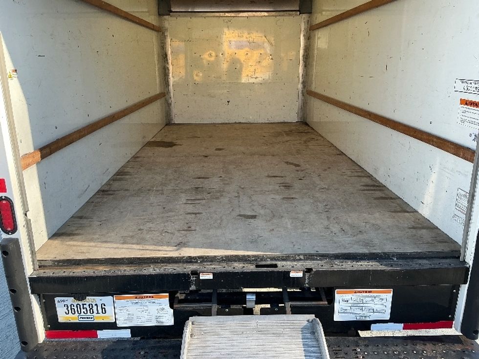 Light Duty Box Truck-Light and Medium Duty Trucks-GMC-2021-Savana G33903-Macon-GA-117,334\n\t\tmiles-$ 28,750 - Image 10