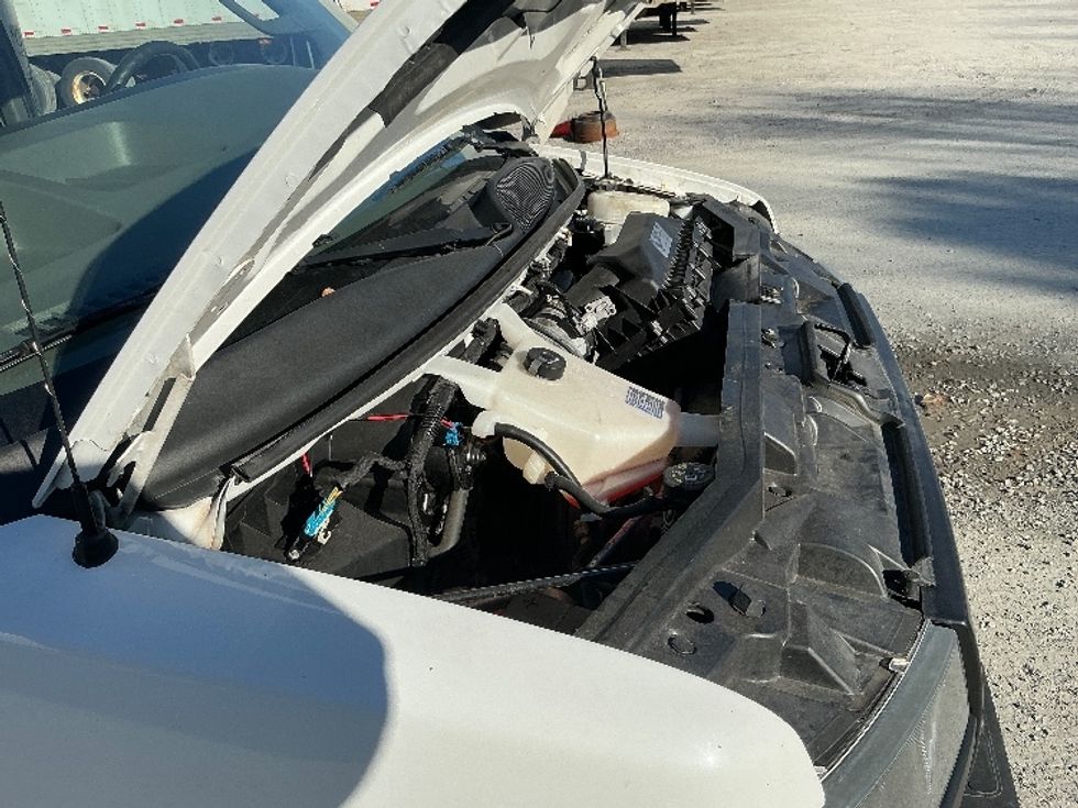 Light Duty Box Truck-Light and Medium Duty Trucks-GMC-2021-Savana G33903-Macon-GA-117,334\n\t\tmiles-$ 28,750 - Image 23