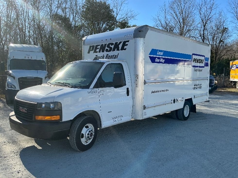 Light Duty Box Truck-Light and Medium Duty Trucks-GMC-2021-Savana G33903-Macon-GA-117,334\n\t\tmiles-$ 28,750 - Image 3