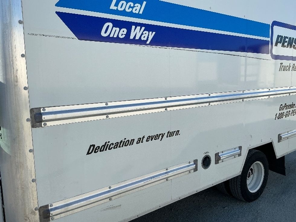 Light Duty Box Truck-Light and Medium Duty Trucks-GMC-2021-Savana G33903-Macon-GA-117,334\n\t\tmiles-$ 28,750 - Image 31