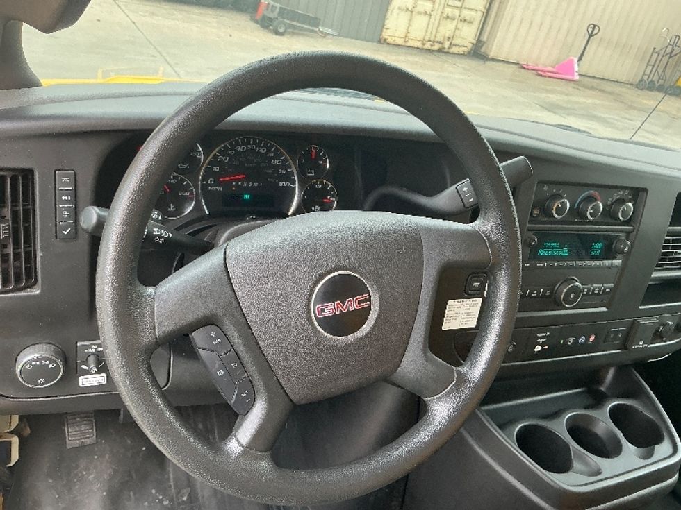 Light Duty Box Truck-Light and Medium Duty Trucks-GMC-2021-Savana G33903-Macon-GA-89,663\n\t\tmiles-$ 29,000 - Image 18