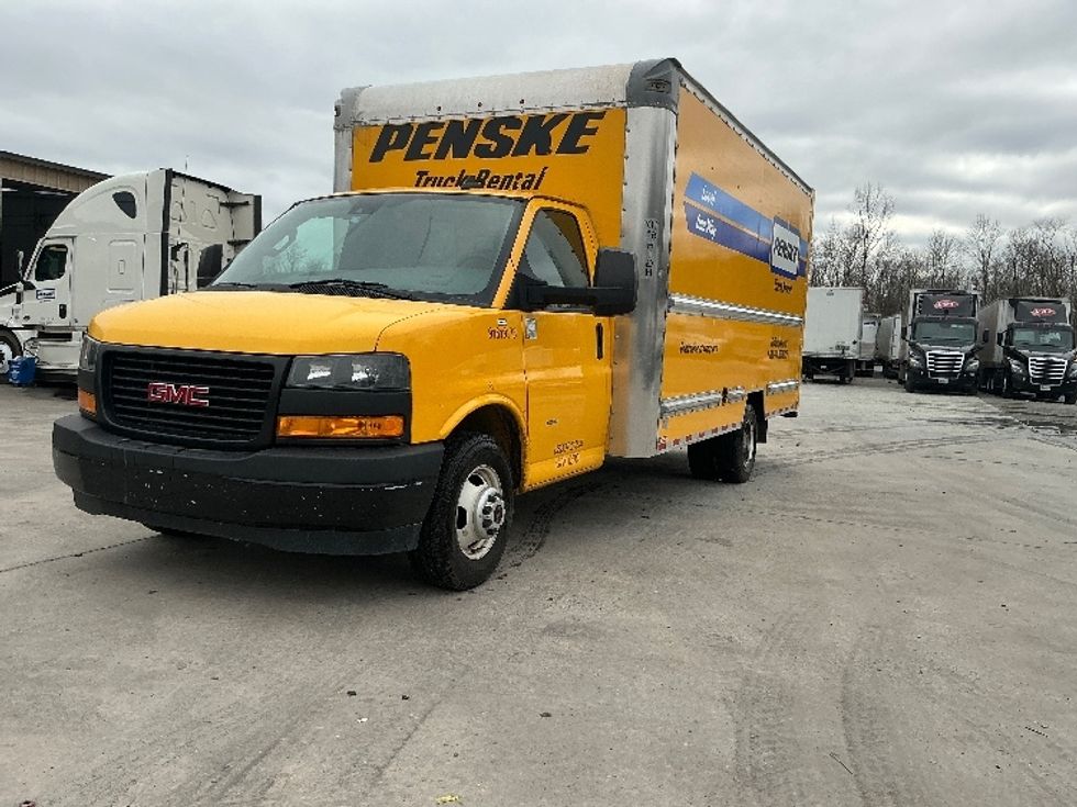 Light Duty Box Truck-Light and Medium Duty Trucks-GMC-2021-Savana G33903-Macon-GA-89,663\n\t\tmiles-$ 29,000 - Image 3