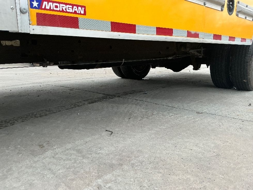 Light Duty Box Truck-Light and Medium Duty Trucks-GMC-2021-Savana G33903-Macon-GA-89,663\n\t\tmiles-$ 29,000 - Image 5