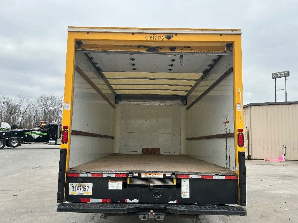 Light Duty Box Truck-Light and Medium Duty Trucks-GMC-2021-Savana G33903-Macon-GA-89,663\n\t\tmiles-$ 29,000 - Image 8