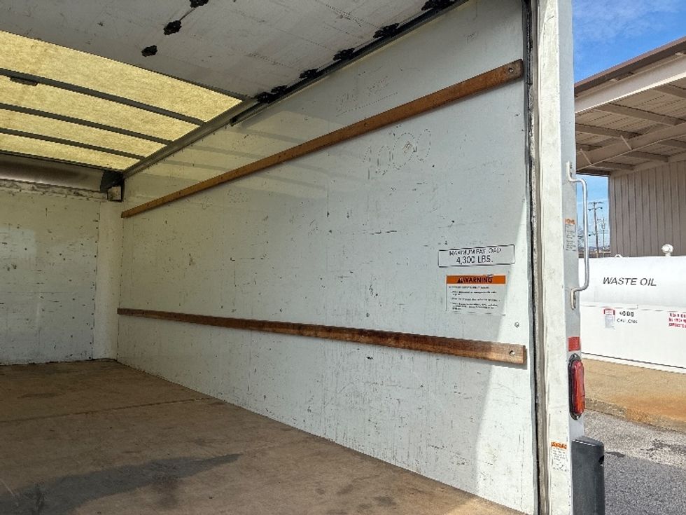 Light Duty Box Truck-Light and Medium Duty Trucks-GMC-2021-Savana G33903-Madison-AL-112,485\n\t\tmiles-$ 28,500 - Image 11