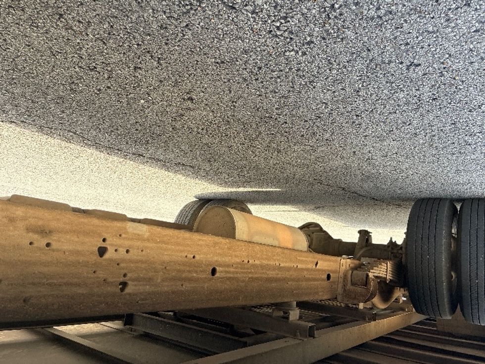 Light Duty Box Truck-Light and Medium Duty Trucks-GMC-2021-Savana G33903-Madison-AL-112,485\n\t\tmiles-$ 28,500 - Image 13