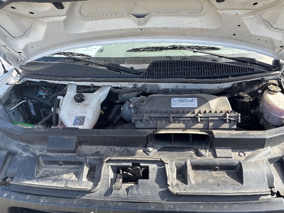 Light Duty Box Truck-Light and Medium Duty Trucks-GMC-2021-Savana G33903-Madison-AL-112,485\n\t\tmiles-$ 28,500 - Image 22