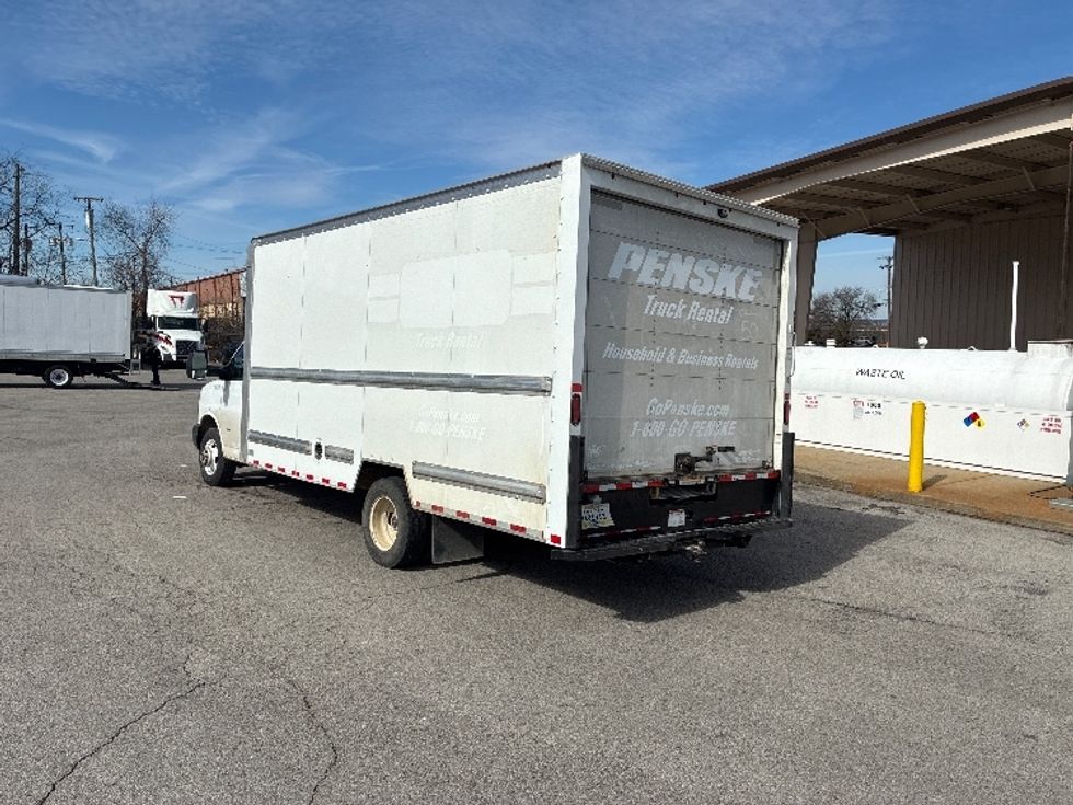 Light Duty Box Truck-Light and Medium Duty Trucks-GMC-2021-Savana G33903-Madison-AL-112,485\n\t\tmiles-$ 28,500 - Image 6