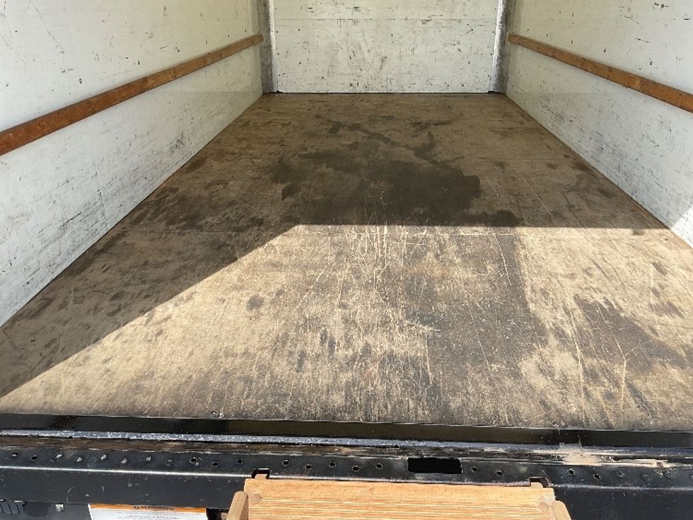 Light Duty Box Truck-Light and Medium Duty Trucks-GMC-2021-Savana G33903-Madison-AL-96,986\n\t\tmiles-$ 31,000 - Image 10