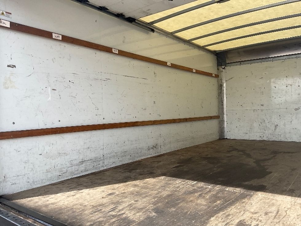 Light Duty Box Truck-Light and Medium Duty Trucks-GMC-2021-Savana G33903-Madison-AL-96,986\n\t\tmiles-$ 31,000 - Image 11