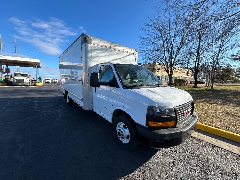 Light Duty Box Truck-Light and Medium Duty Trucks-GMC-2021-Savana G33903-Manassas-VA-112,463\n\t\tmiles-$ 27,250 - Image 1