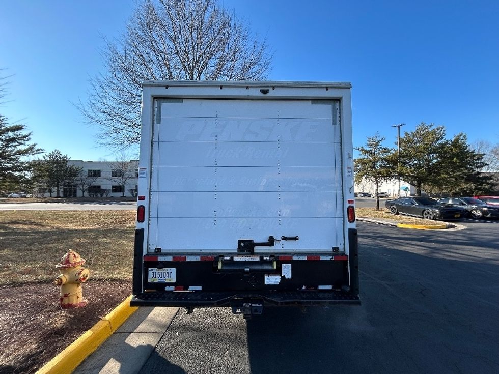 Light Duty Box Truck-Light and Medium Duty Trucks-GMC-2021-Savana G33903-Manassas-VA-112,463\n\t\tmiles-$ 27,250 - Image 6