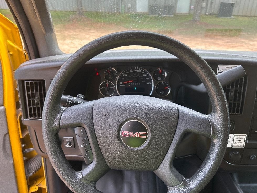 Light Duty Box Truck-Light and Medium Duty Trucks-GMC-2021-Savana G33903-Mcdonough-GA-106,255\n\t\tmiles-$ 23,500 - Image 18