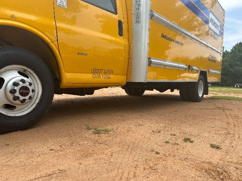 Light Duty Box Truck-Light and Medium Duty Trucks-GMC-2021-Savana G33903-Mcdonough-GA-106,255\n\t\tmiles-$ 23,500 - Image 5