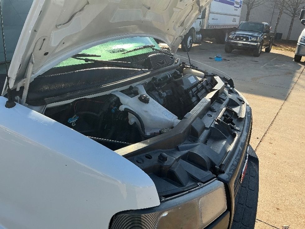 Light Duty Box Truck-Light and Medium Duty Trucks-GMC-2021-Savana G33903-Mcdonough-GA-80,740\n\t\tmiles-$ 39,750 - Image 23