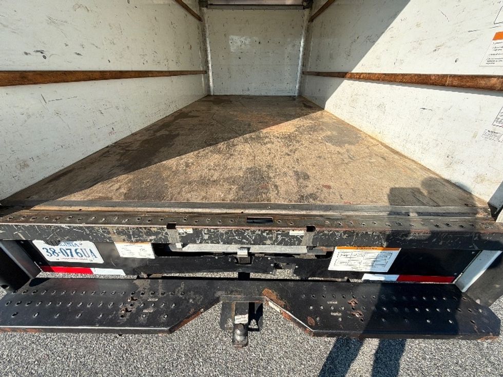 Light Duty Box Truck-Light and Medium Duty Trucks-GMC-2021-Savana G33903-Mcdonough-GA-89,869\n\t\tmiles-$ 30,250 - Image 10