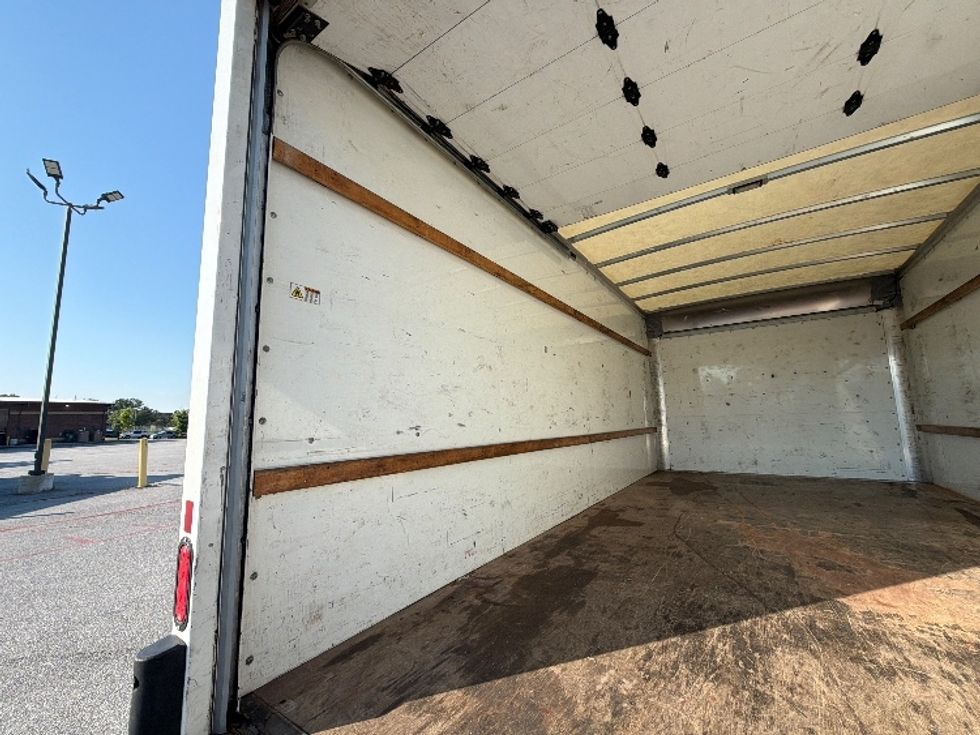 Light Duty Box Truck-Light and Medium Duty Trucks-GMC-2021-Savana G33903-Mcdonough-GA-89,869\n\t\tmiles-$ 30,250 - Image 11