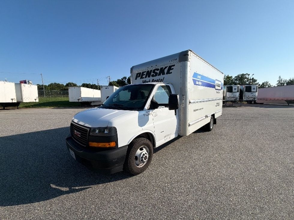 Light Duty Box Truck-Light and Medium Duty Trucks-GMC-2021-Savana G33903-Mcdonough-GA-89,869\n\t\tmiles-$ 30,250 - Image 3