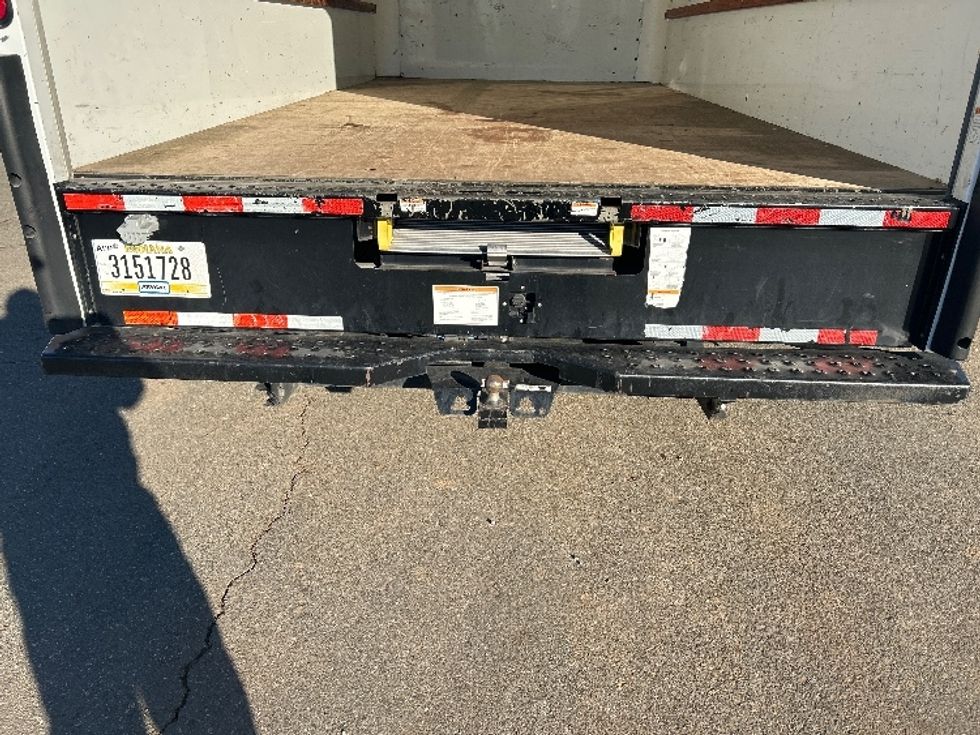 Light Duty Box Truck-Light and Medium Duty Trucks-GMC-2021-Savana G33903-Mebane-NC-115,949\n\t\tmiles-$ 29,250 - Image 9