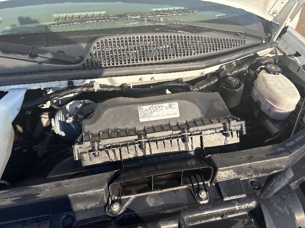 Light Duty Box Truck-Light and Medium Duty Trucks-GMC-2021-Savana G33903-Mebane-NC-145,143\n\t\tmiles-$ 25,250 - Image 23