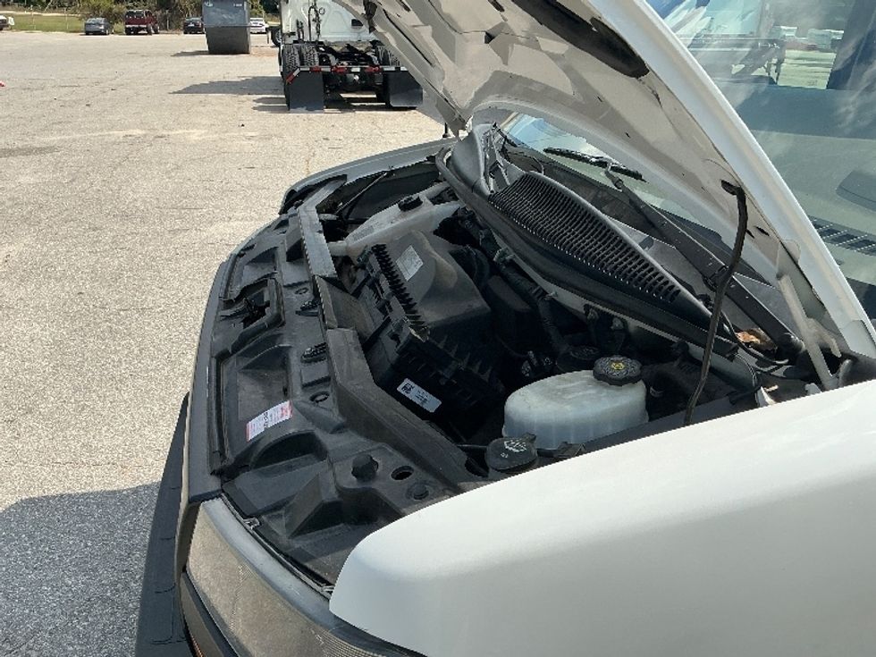 Light Duty Box Truck-Light and Medium Duty Trucks-GMC-2021-Savana G33903-Mebane-NC-84,826\n\t\tmiles-$ 30,750 - Image 23