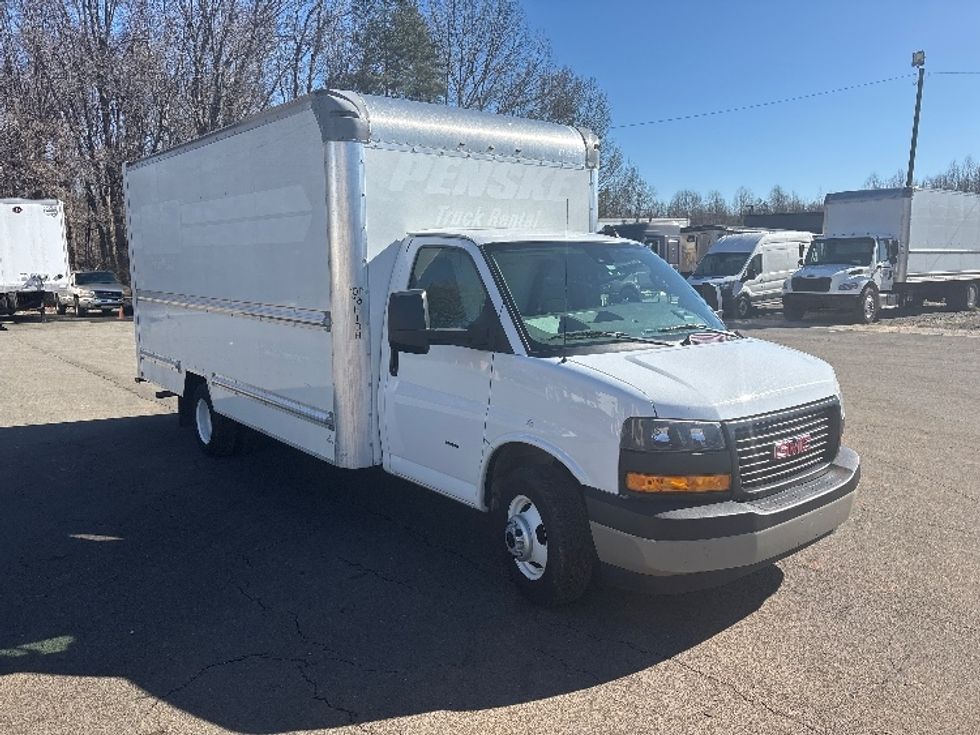Light Duty Box Truck-Light and Medium Duty Trucks-GMC-2021-Savana G33903-Mebane-NC-86,822\n\t\tmiles-$ 33,000 - Image 1