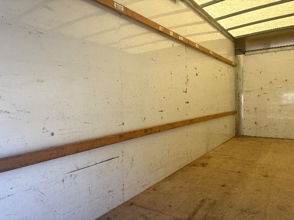 Light Duty Box Truck-Light and Medium Duty Trucks-GMC-2021-Savana G33903-Mebane-NC-86,822\n\t\tmiles-$ 33,000 - Image 10