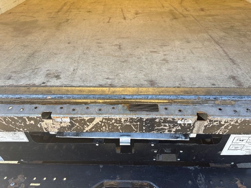 Light Duty Box Truck-Light and Medium Duty Trucks-GMC-2021-Savana G33903-Mebane-NC-86,822\n\t\tmiles-$ 33,000 - Image 9