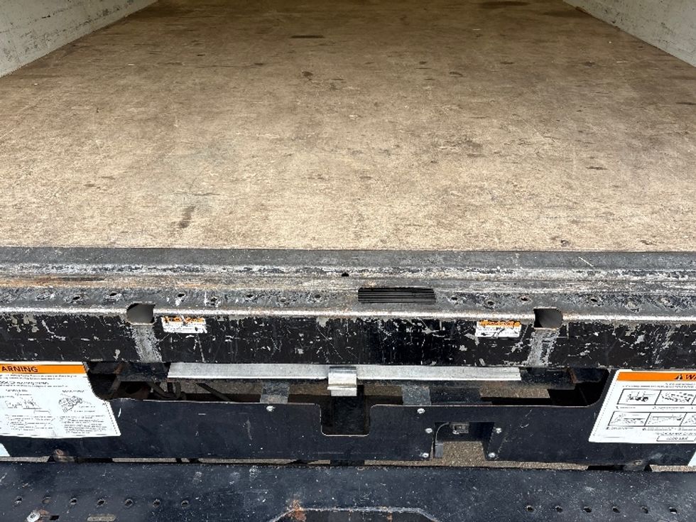 Light Duty Box Truck-Light and Medium Duty Trucks-GMC-2021-Savana G33903-Mebane-NC-96,118\n\t\tmiles-$ 31,750 - Image 9