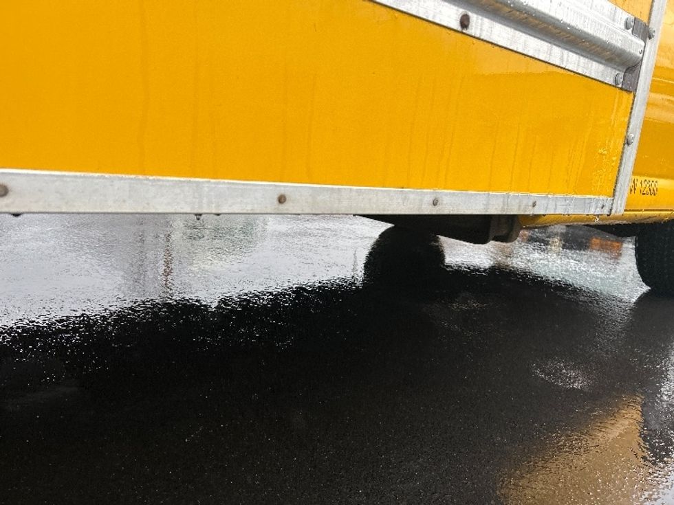 Light Duty Box Truck-Light and Medium Duty Trucks-GMC-2021-Savana G33903-Medford-MA-93,848\n\t\tmiles-$ 25,750 - Image 14