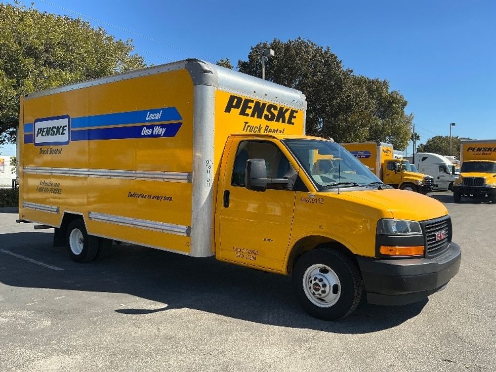 Light Duty Box Truck-Light and Medium Duty Trucks-GMC-2021-Savana G33903-Medley-FL-104,469\n\t\tmiles-$ 27,000 - Image 1