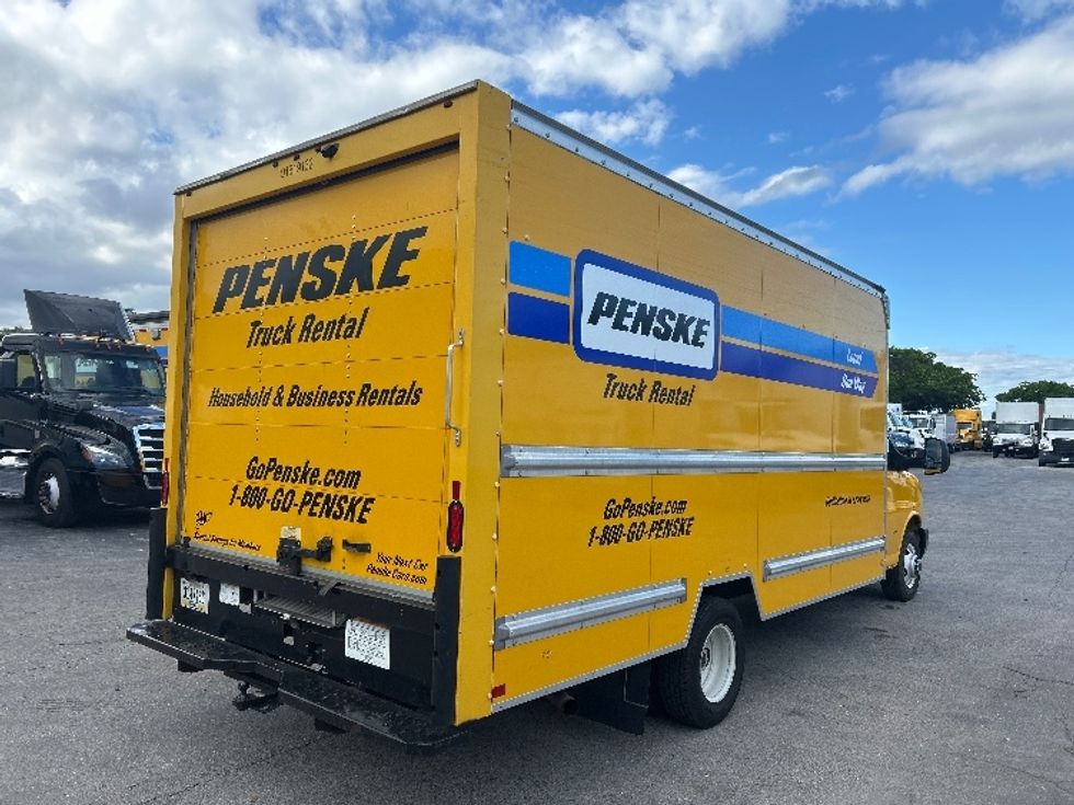 Light Duty Box Truck-Light and Medium Duty Trucks-GMC-2021-Savana G33903-Medley-FL-104,469\n\t\tmiles-$ 27,000 - Image 13