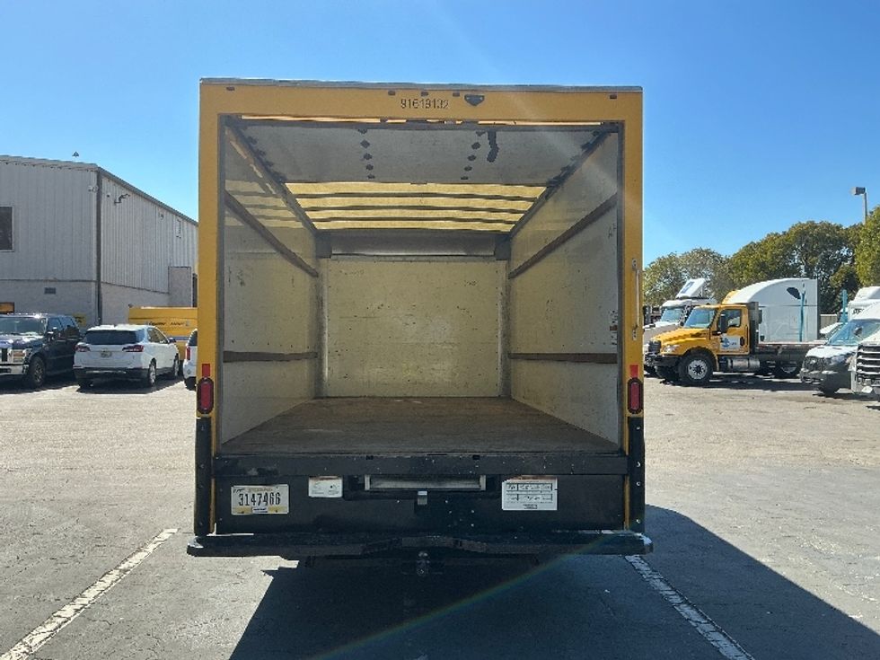 Light Duty Box Truck-Light and Medium Duty Trucks-GMC-2021-Savana G33903-Medley-FL-104,469\n\t\tmiles-$ 27,000 - Image 8