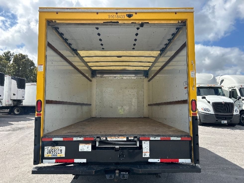 Light Duty Box Truck-Light and Medium Duty Trucks-GMC-2021-Savana G33903-Medley-FL-106,140\n\t\tmiles-$ 26,500 - Image 8