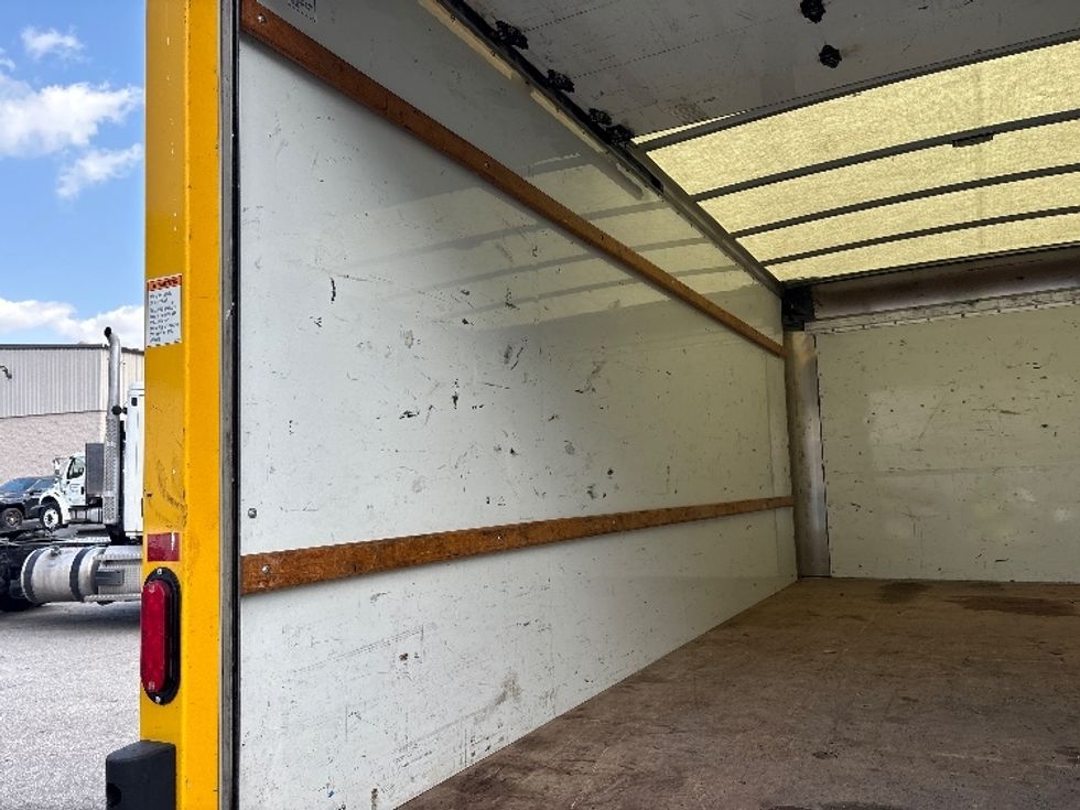 Light Duty Box Truck-Light and Medium Duty Trucks-GMC-2021-Savana G33903-Medley-FL-106,494\n\t\tmiles-$ 24,500 - Image 10