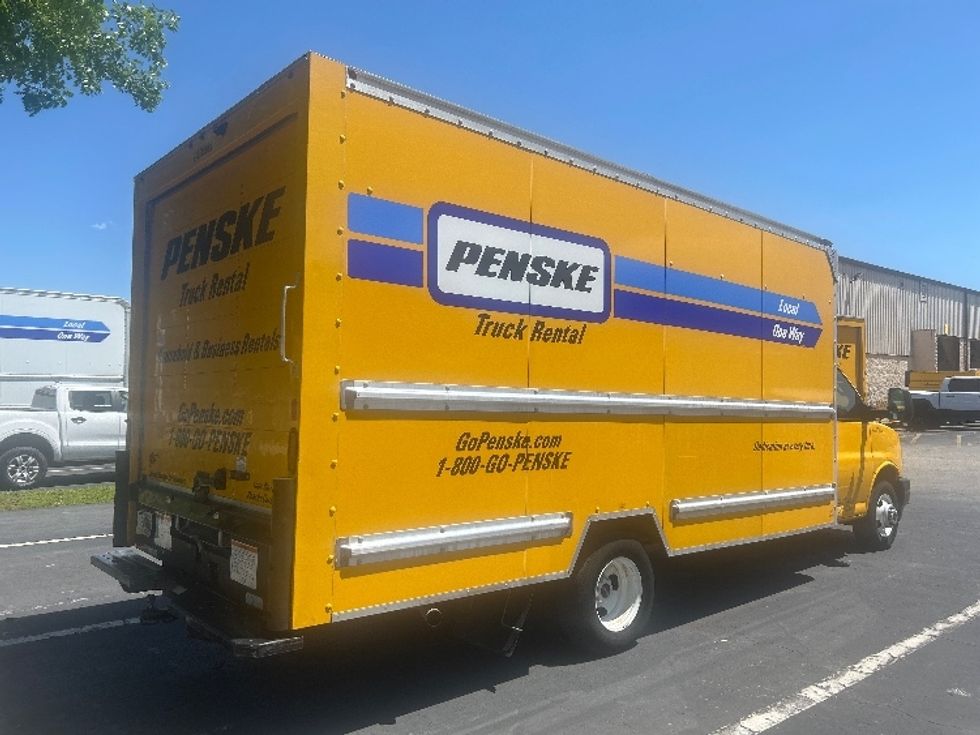 Light Duty Box Truck-Light and Medium Duty Trucks-GMC-2021-Savana G33903-Medley-FL-93,692\n\t\tmiles-$ 27,500 - Image 13