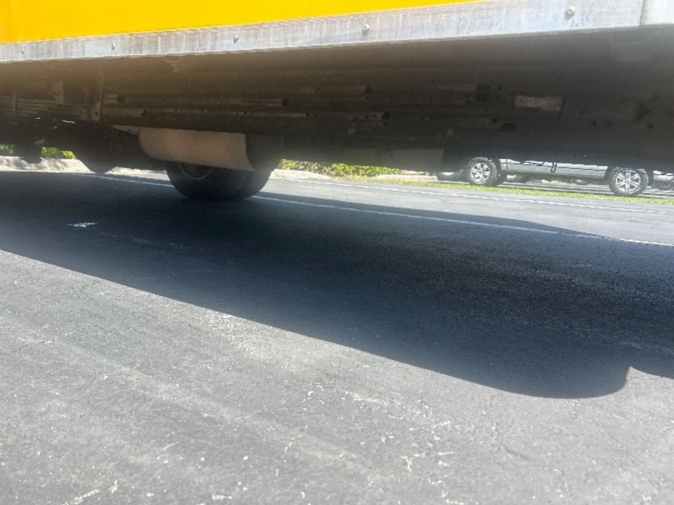 Light Duty Box Truck-Light and Medium Duty Trucks-GMC-2021-Savana G33903-Medley-FL-93,692\n\t\tmiles-$ 27,500 - Image 14